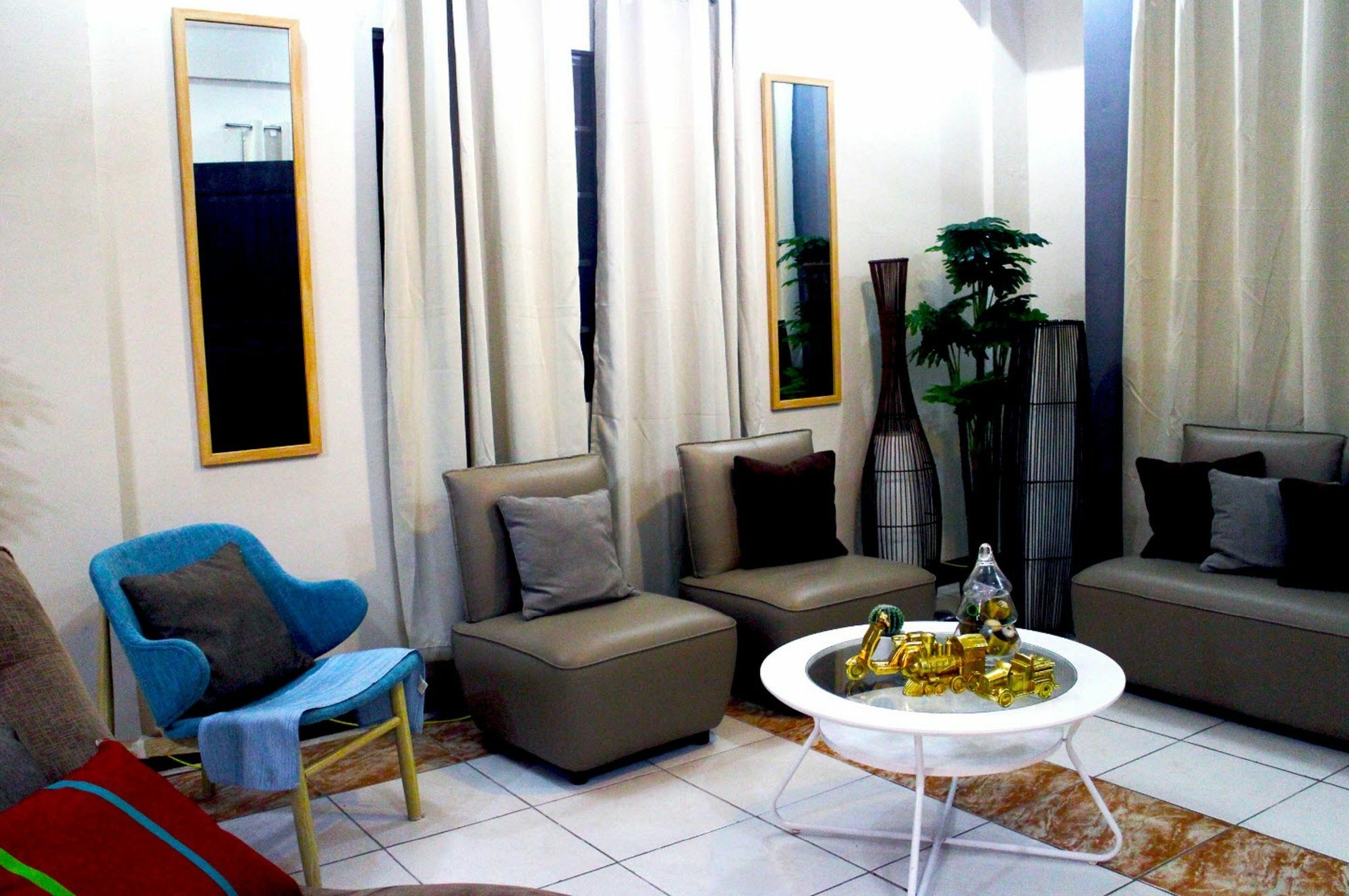 Tagaytay Modern Guesthouse - City Center 따가이따이 외부 사진